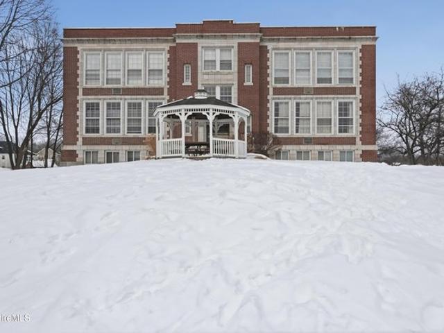Condo for sale in Berkshire, Massachusetts