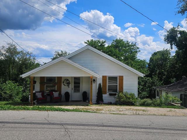 House for sale in Williamsburg, Kentucky