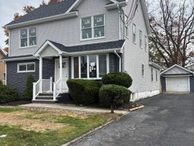 House for sale in Clark, New Jersey