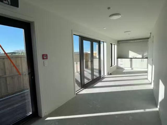 House for sale in Chaslands, Canterbury