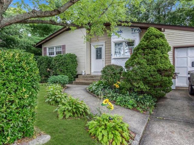 House for sale in Centereach, New York