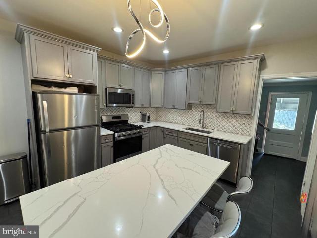 Townhouse for sale in Trenton, New Jersey