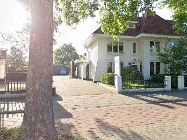 Bedrijfspand te huur in Stratum, Noord Brabant