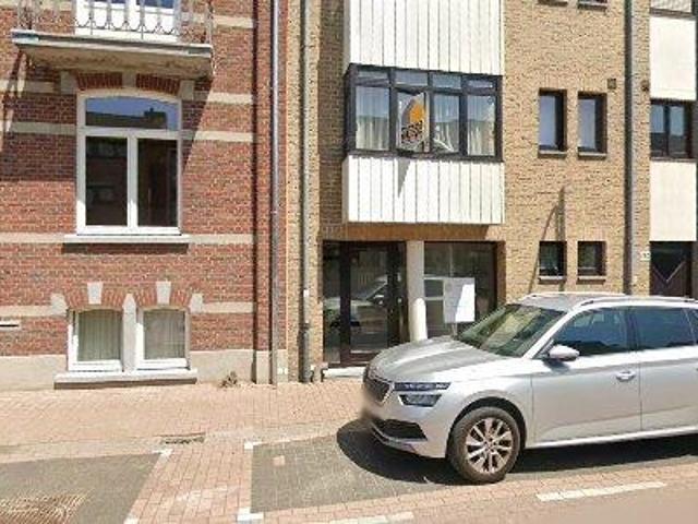 Bureau vente à Maaseik, Limburg