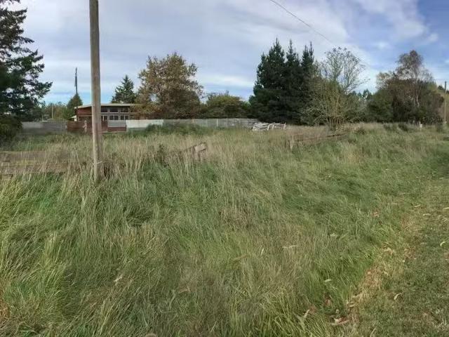 House for sale in Chertsey, Canterbury