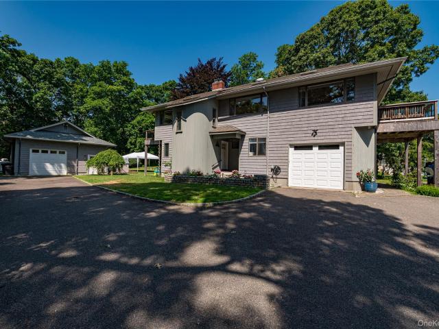 House for sale in Jamesport, New York
