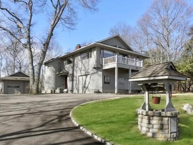 House for sale in Jamesport, New York