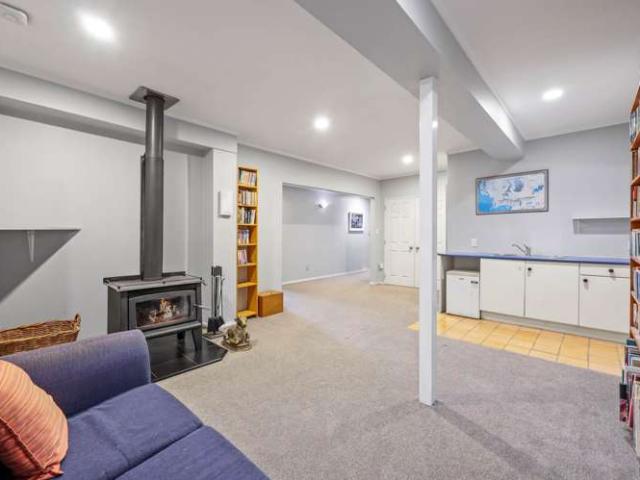 House for sale in Bayview, Kaipātiki