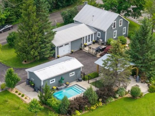House for sale in Lacolle, Quebec