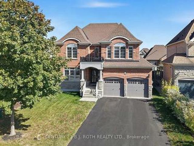 House for sale in Barrie, Central Ontario
