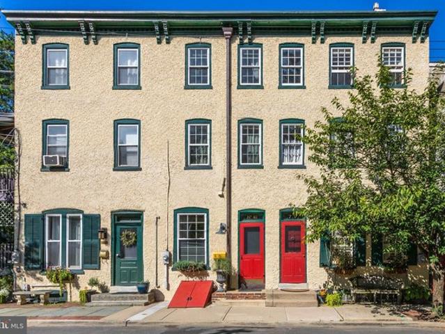 Townhouse for sale in Lambertville, Hunterdon County