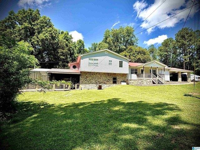 House for sale in Columbiana, Alabama