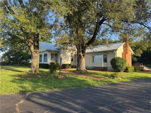 House for sale in Clinton, Missouri