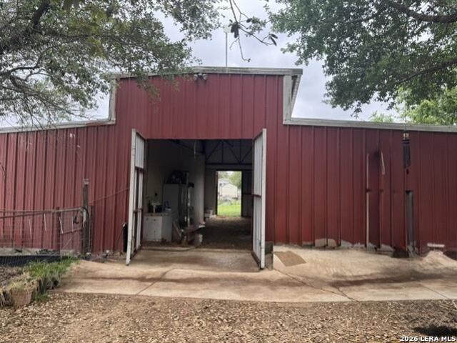 House for sale in Somerset, Texas