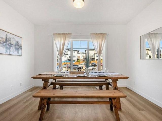 House for rent in Springbank Hill, Calgary
