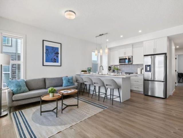 House for rent in Springbank Hill, Calgary