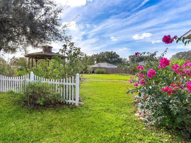 House for sale in Umatilla, Florida