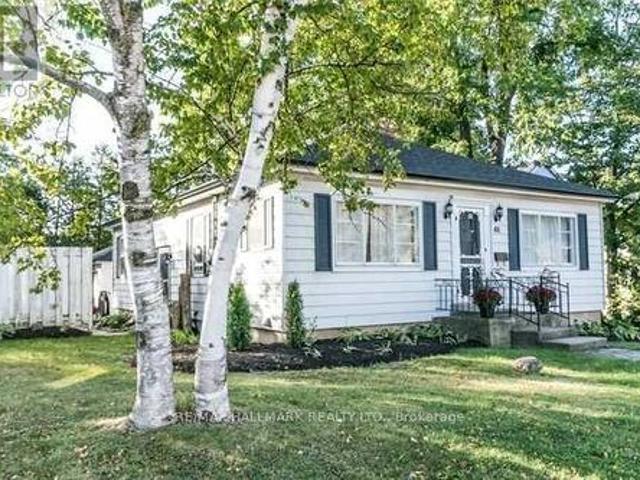 House for sale in Barrie, Central Ontario