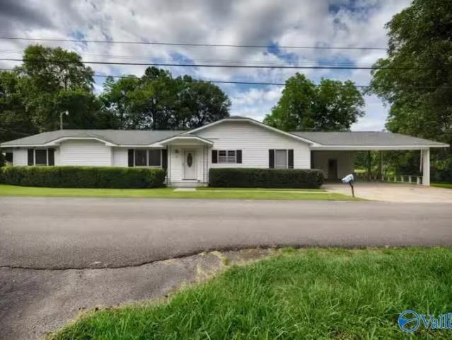 House for rent in Scottsboro