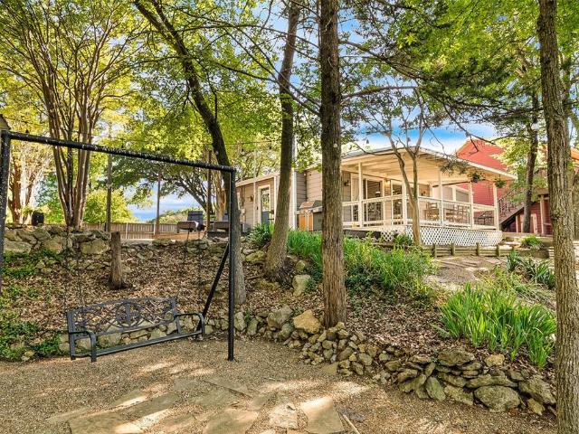House for sale in Pottsboro, Texas