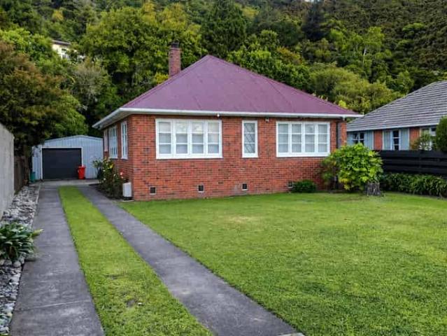 House for rent in Days Bay, Wellington