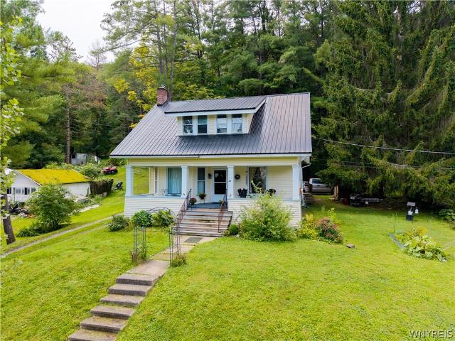House for sale in Silver Springs, New York