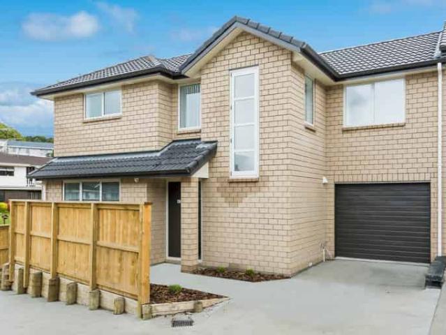 House for rent in Sunnynook, Oroua County