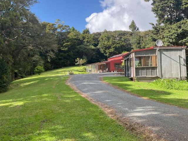 House for rent in Mahurangi