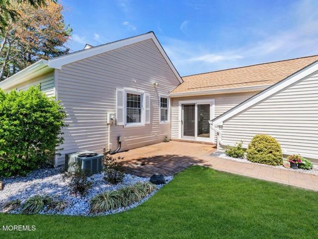 Condo for sale in Monmouth, New Jersey