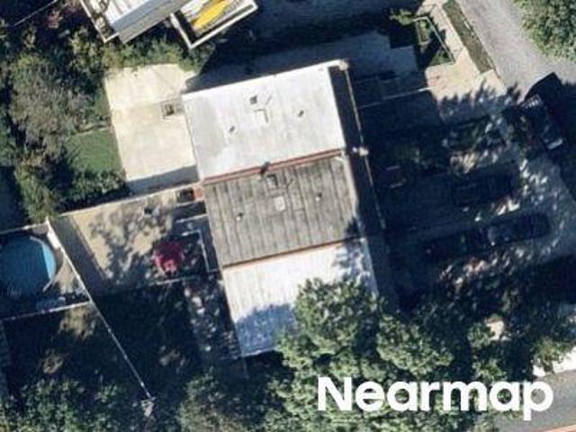 House for sale in Queens, Arverne