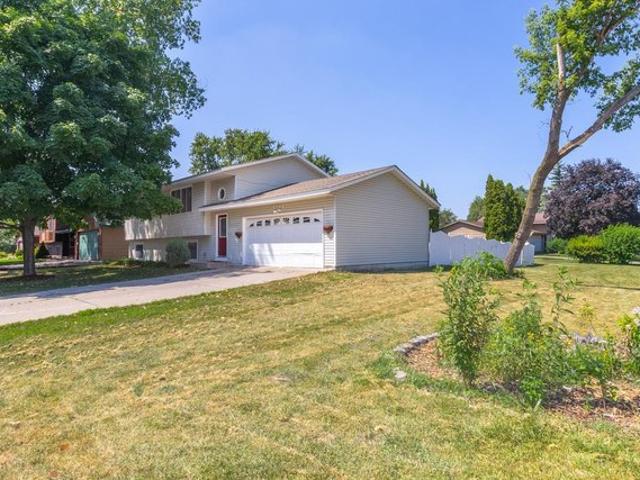 House for sale in Hennepin, Minnesota