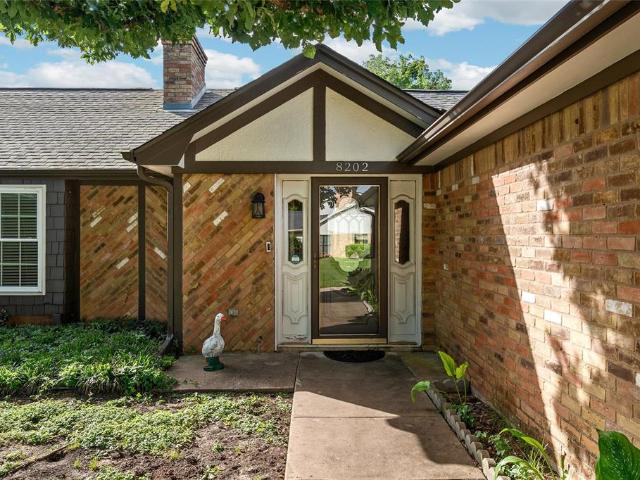 House for sale in Woodway, Texas