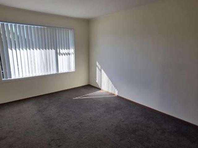 Apartment for rent in Mount Wellington, Oroua County