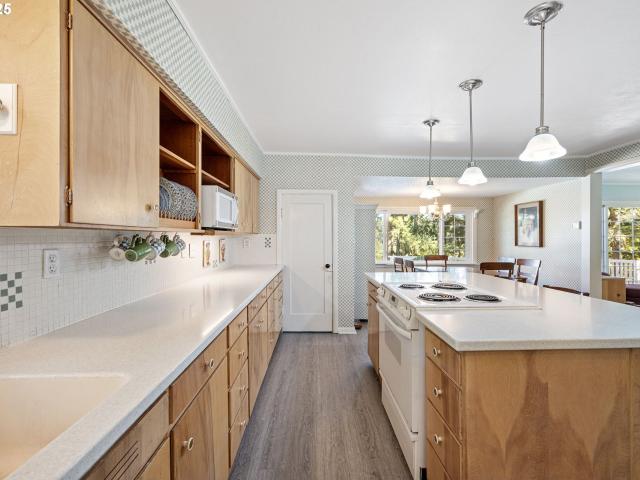 House for sale in Creswell, Oregon