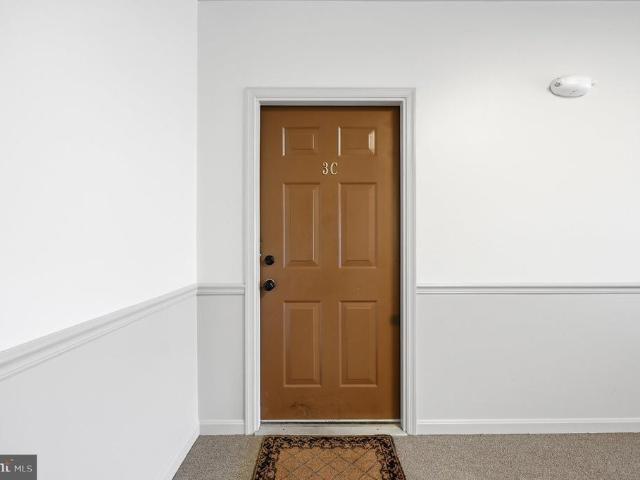 Condo for sale in Waterside, Frederick
