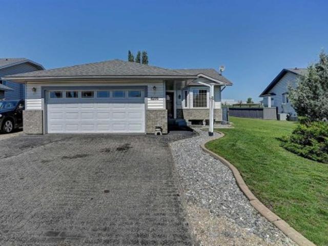 House for sale in Mission Heights, Grande Prairie