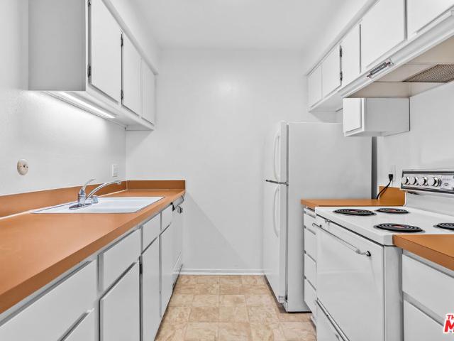 Condo for sale in Culver City, Los Angeles County