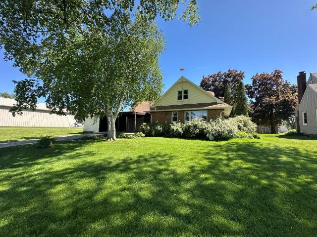 House for sale in De Witt, Iowa