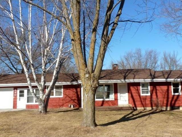 House for sale in Windom, Minnesota