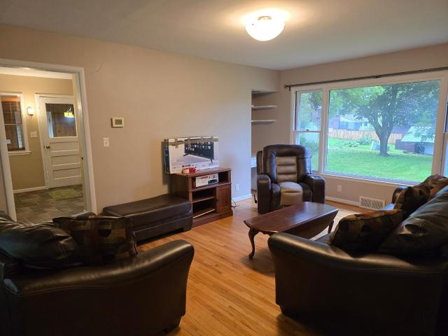 House for sale in Windom, Cottonwood County
