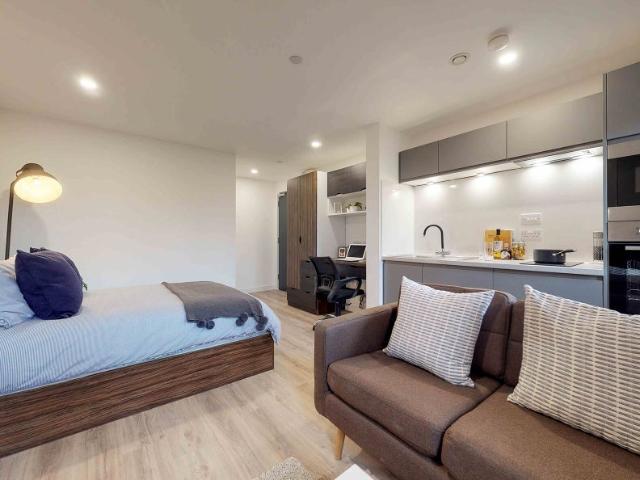 Studio for rent in City Centre, South Yorkshire