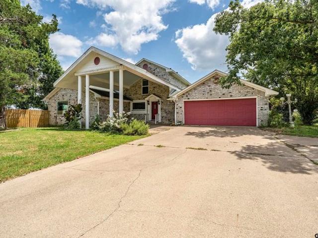 House for sale in Frankston, Texas