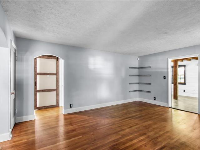 House for sale in Pfafftown, North Carolina