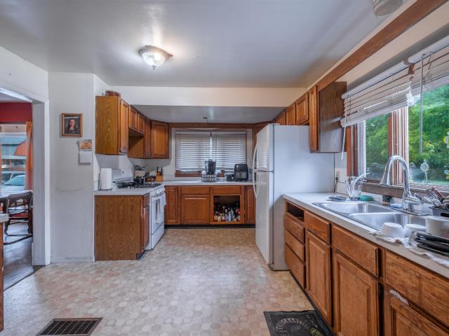 House for sale in Owosso, Shiawassee County
