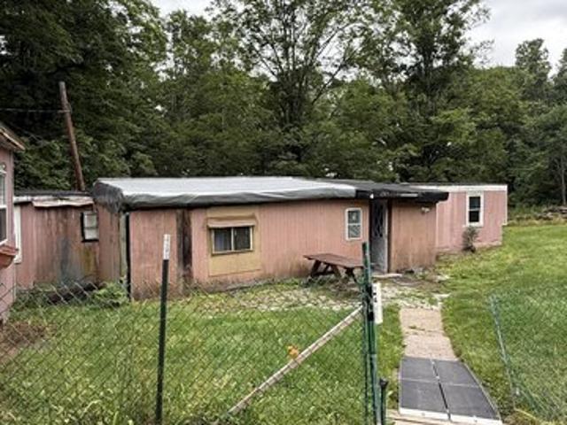 House for sale in Lake Ariel, Pennsylvania