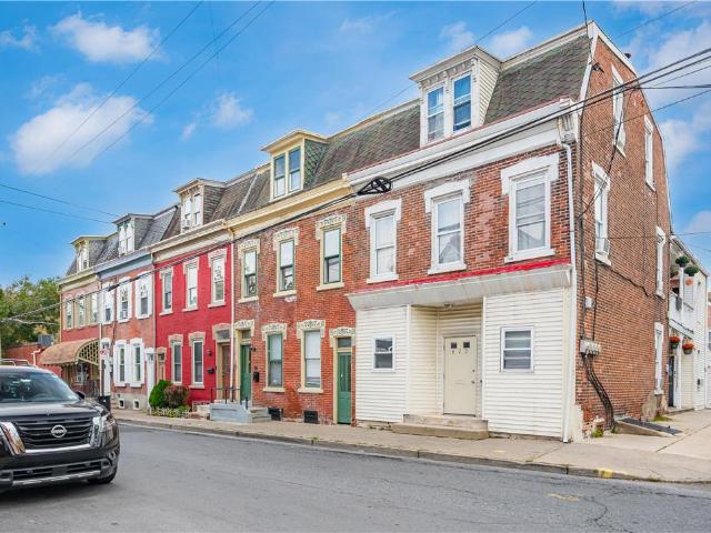 Townhouse for sale in Center City, Allentown