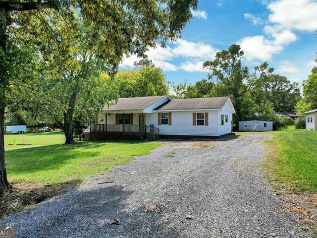 House for sale in Chatsworth, Murray County