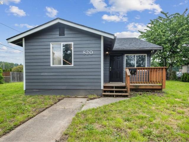 House for sale in Kelso, Washington