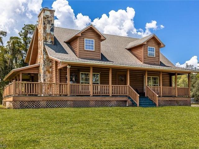 House for sale in Clewiston, Florida