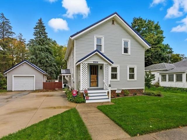 House for sale in Waverly, Iowa